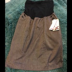 Destination Maternity Full Panel Pencil Skirt